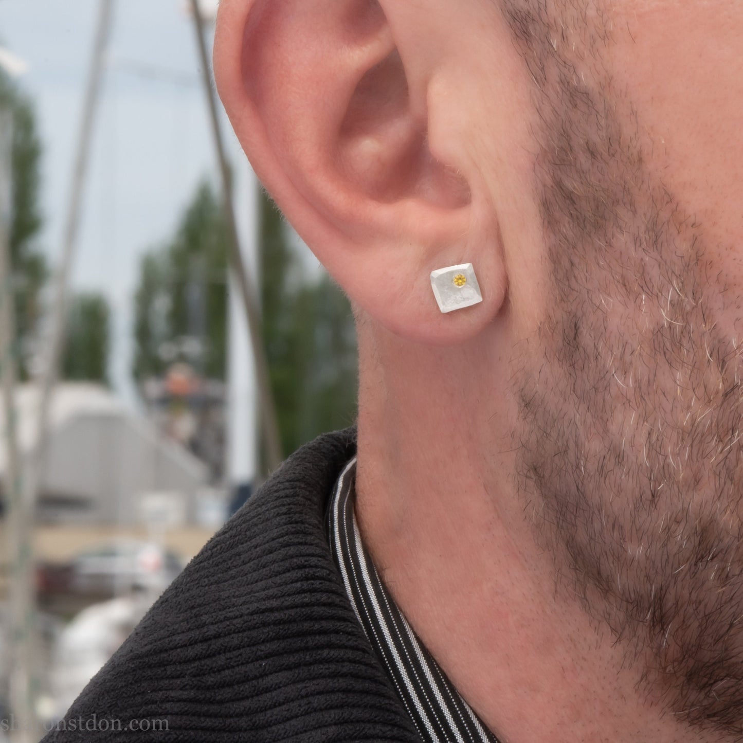 925 sterling silver stud earrings with golden yellow topaz gemstone set in the corner. Small hammered square 7x 7mm and 1.5mm thick, solid sterling silver posts and backs. Handmade by Sharon SaintDon in North America.