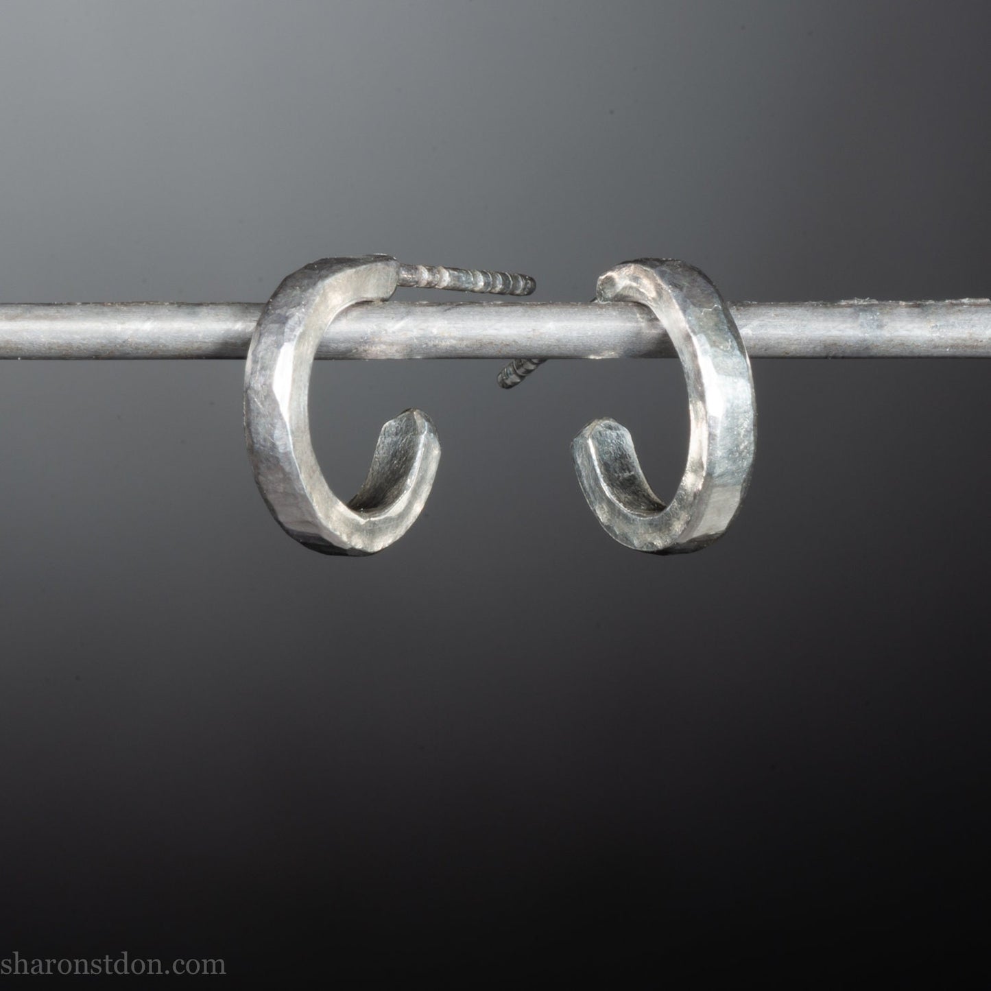 Handmade solid sterling silver hoop earrings, hammered by hand with a matte, brushed, shiny finish. SIZE: 12mm exterior diameter, 9mm interior, 2mm wide. and 1.5mm thick.