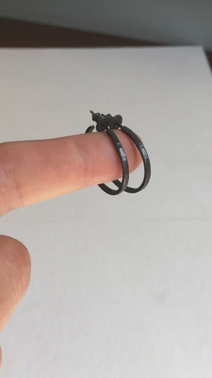 25mm oxidized black sterling silver round hammered hoop earrings.