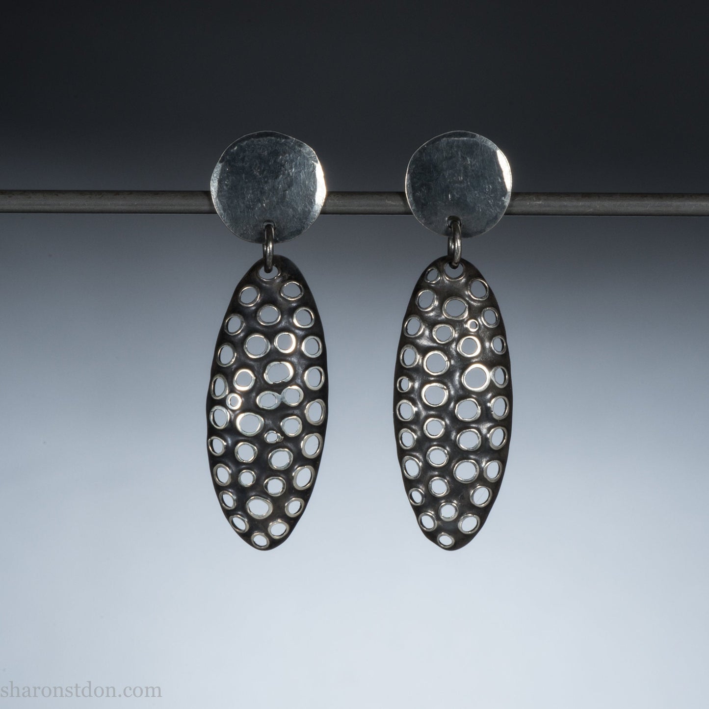 small oval, mesh black silver dangle earrings with post tops